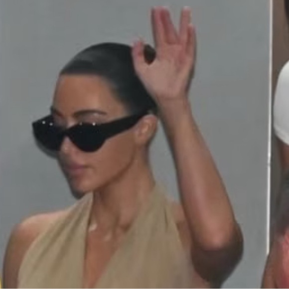 R+S Black Frame Polarized Sunglasses UV400 - Picture 3 of 15